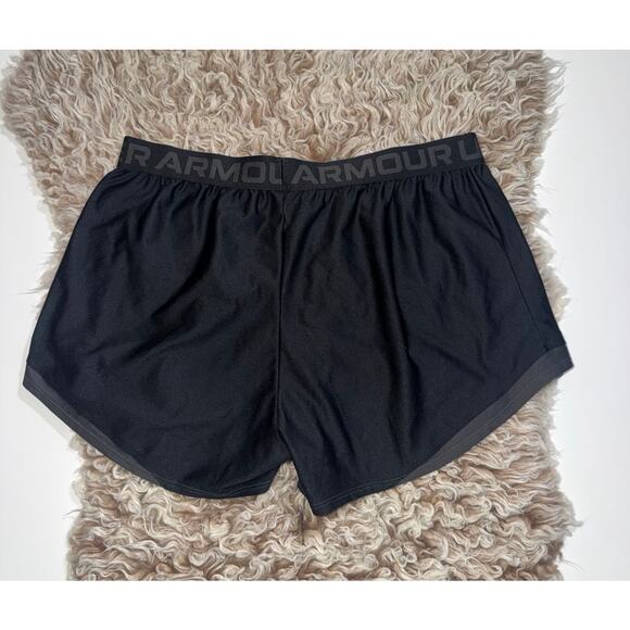 Under armour women’s black athletic shorts - Picture 7 of 11